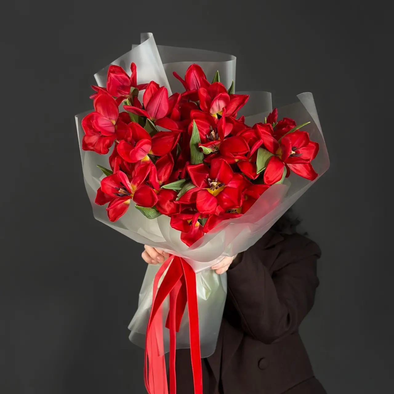 Букет "Вихрь любви" из тюльпанов